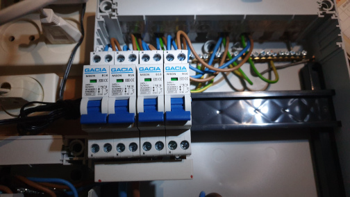 Inspectie meterkast tijdens ervaring met Sprint Thuisbatterij